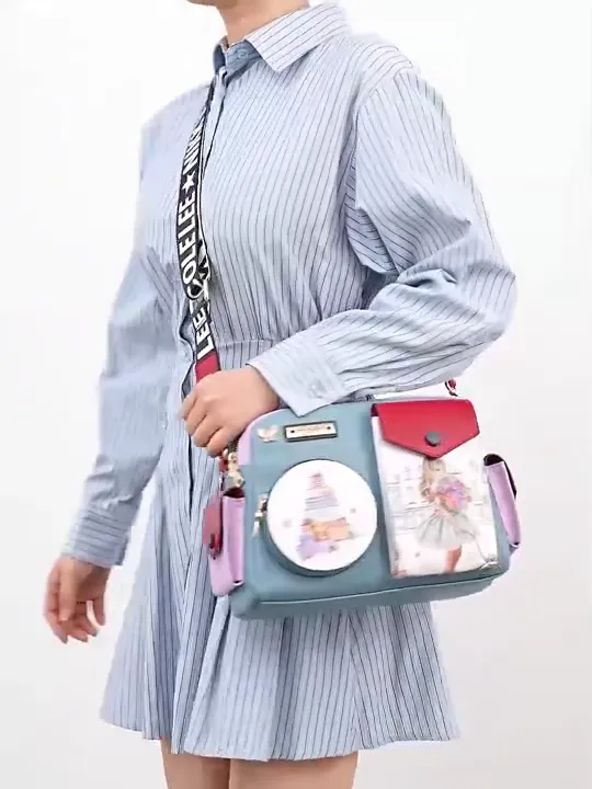 Video de NK13001 CROSSBODY MEDIANO ANGEL FROM ABOVE