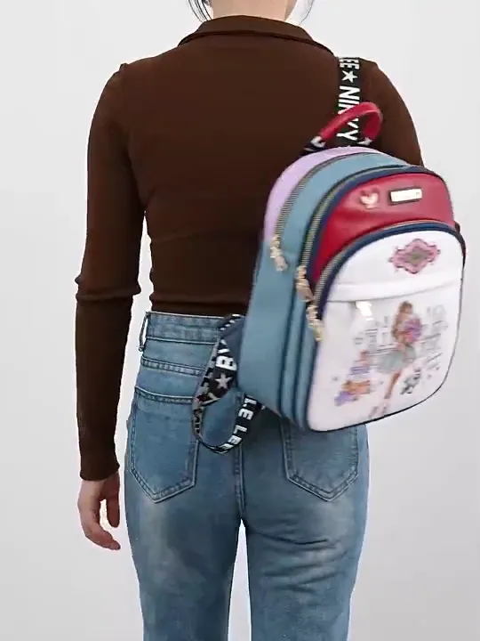 Video de NK13218 GLAMOROUS WALK-WHITE MOCHILA TRIPLE CIERRE